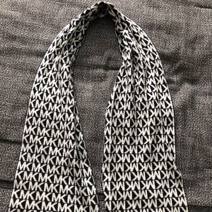 Michael Kors scarf